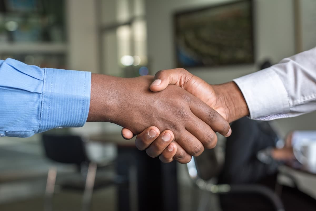 Erste Kunden gewinnen im Network Marketing: 7 bewährte Methoden